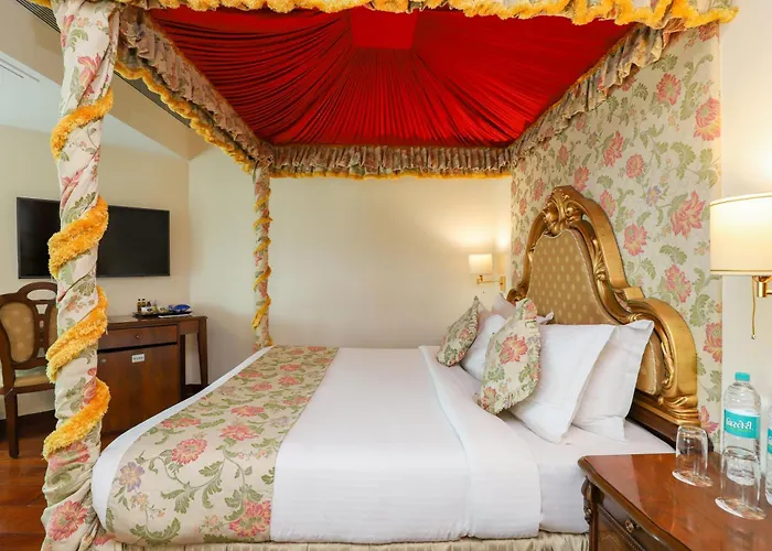 Hotel The Royal Plaza