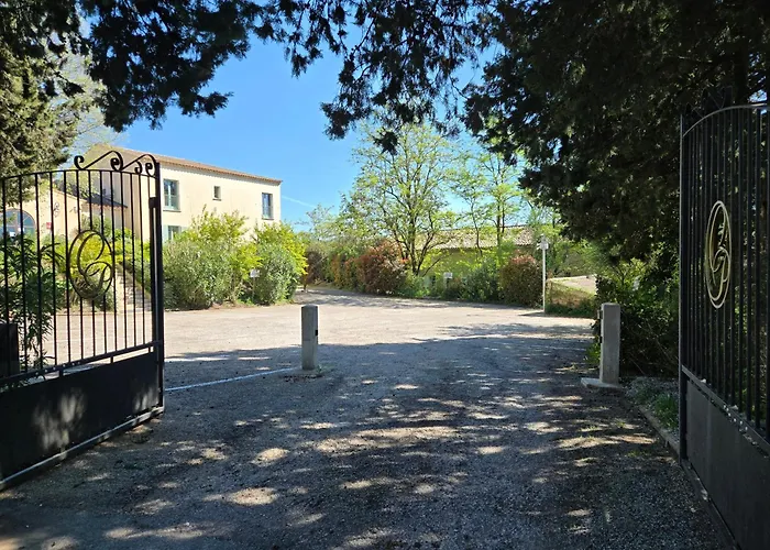 CÉRÈS - Boutique-Hôtel&Spa Saint-Quentin-la-Poterie