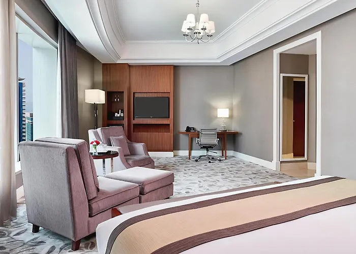 Best Plaza West Bay Hotel