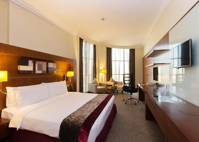 Holiday Inn By Ihg