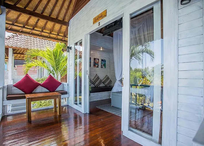 Tatak Bunut Villa Ceningan