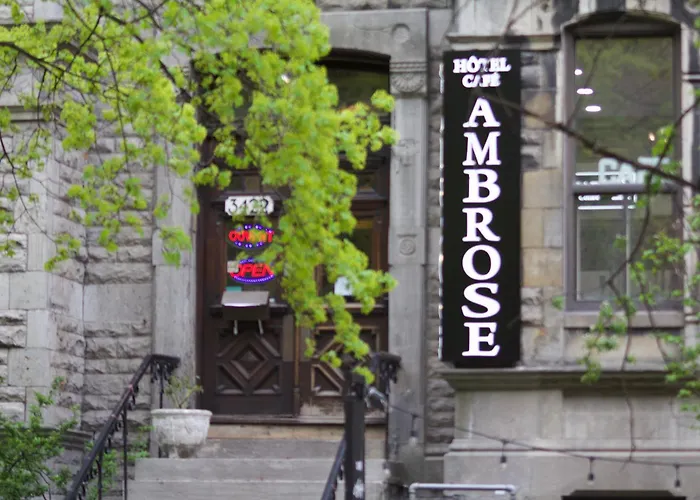 Ambrose House & Cafe - Self Check-In Guesthouse