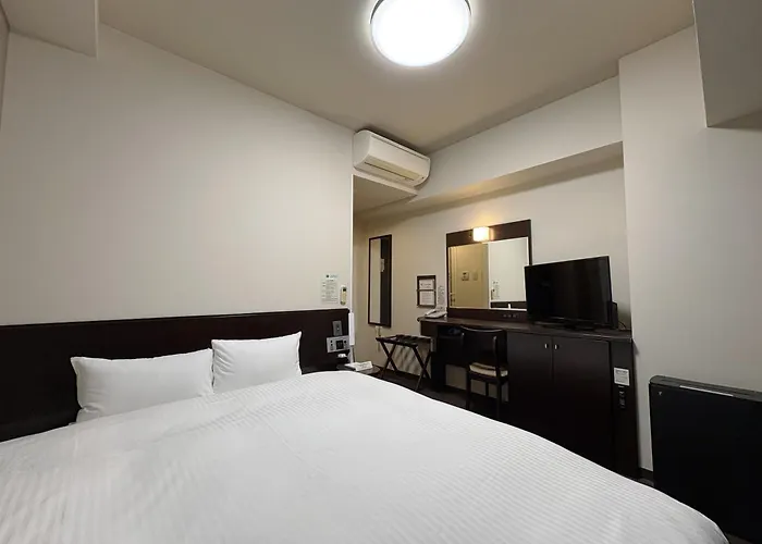 Hotel Route-Inn Nagoya Imaike Ekimae