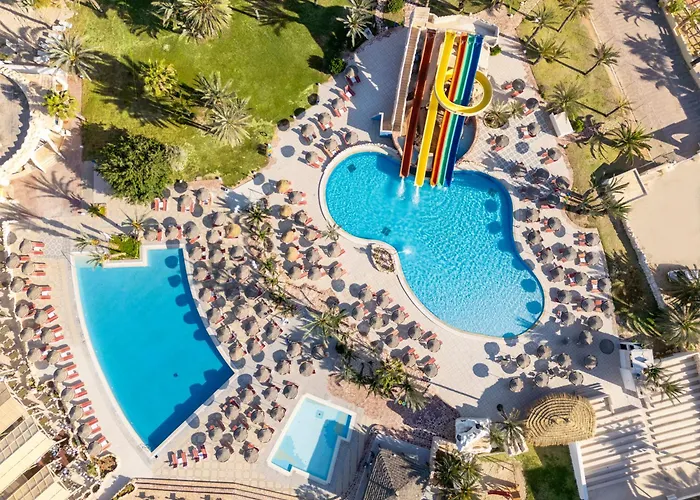 Les Quatre Saisons Ex Baya Beach
