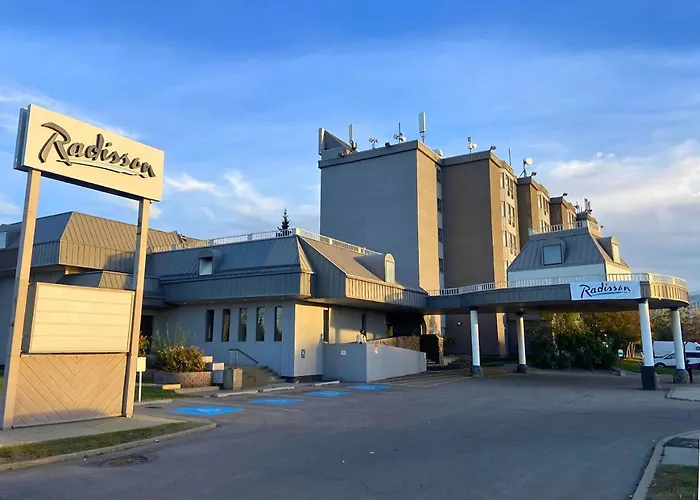 Radisson & Conference Centre