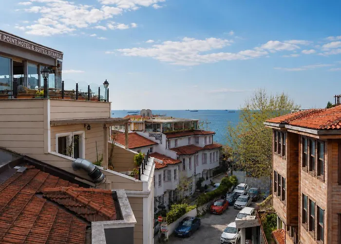 Seraglio Hotel & Suites