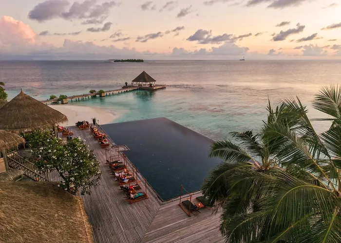 Coco Bodu Hithi - 50 Percent Off Shared Roundtrip Speedboat For Stays Until 31St October 2026