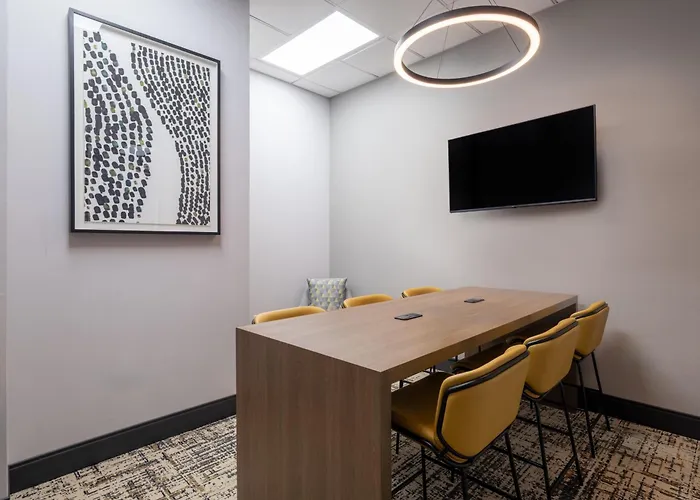 Holiday Inn Hotel & Suites Chicago Northwest - Elgin By Ihg