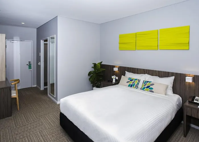 Ibis Styles The Entrance