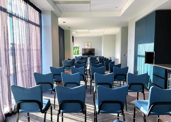 Holiday Inn London Heathrow - Bath Road By Ihg