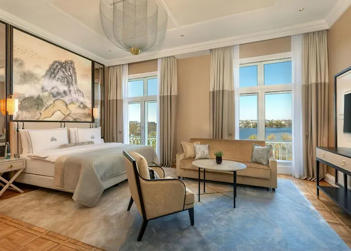 Hotel Atlantic Hamburg, Autograph Collection