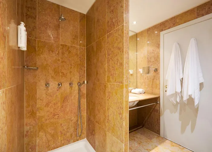 Hotel Acquaviva Del Garda