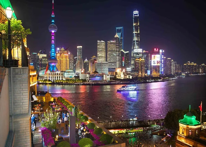 Fairmont Peace Hotel On The Bund