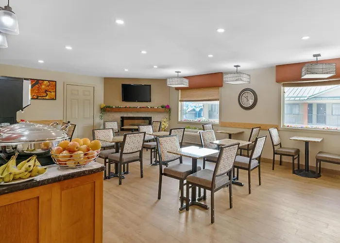 Surestay Plus Hotel By Best Western Salmon Arm