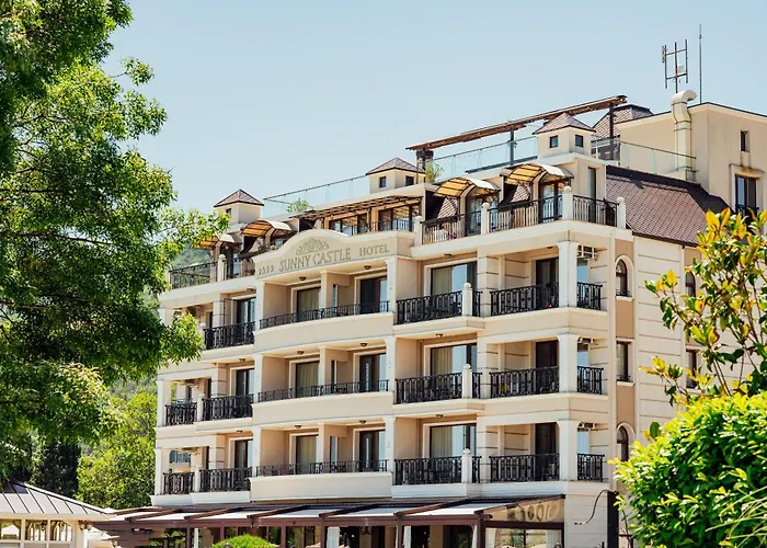 Sunny Castle Hotel