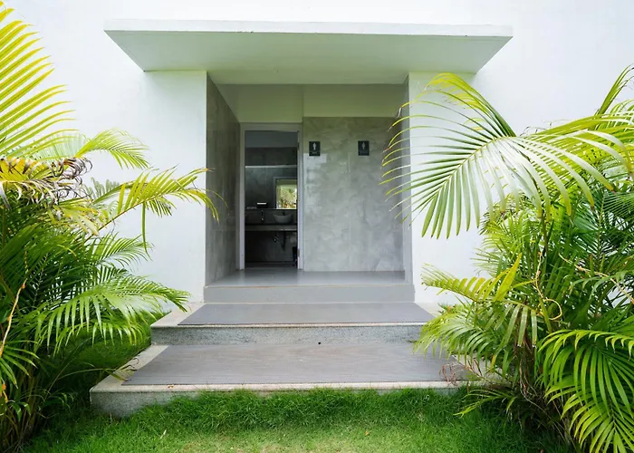 Shelter Beach Resort