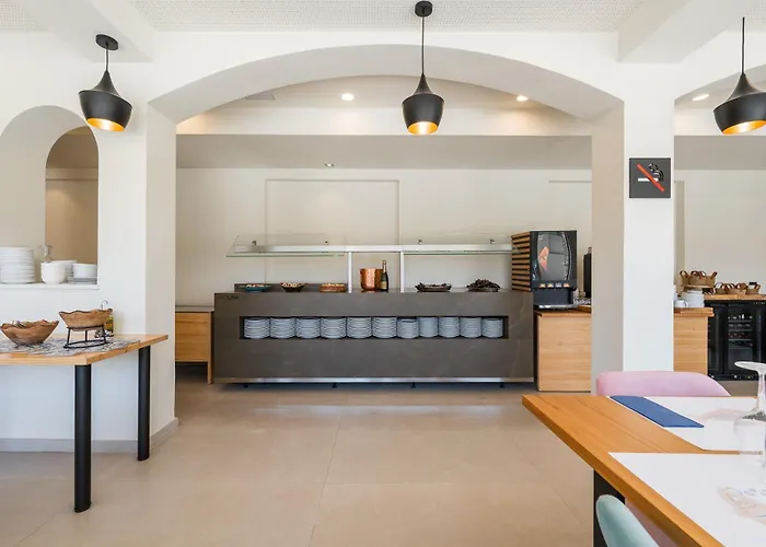 Hotel Coral Boutique By Gaiarooms