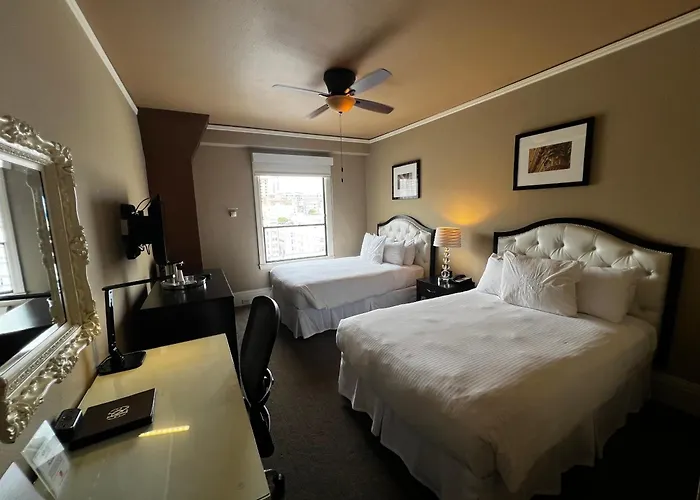 Kensington Park Hotel