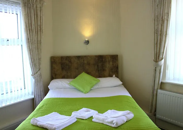 Henson Hotel