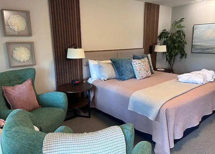 Discovery Inn