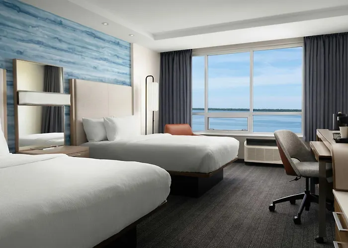 Courtyard By Marriott Erie Bayfront