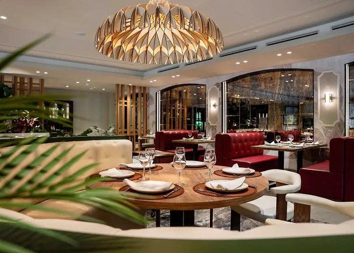 Felix Hotel