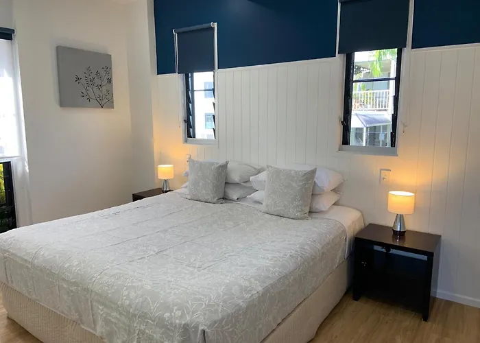 Airlie Apartments