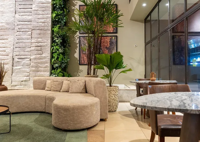 Hotel Deville Prime Cuiabá