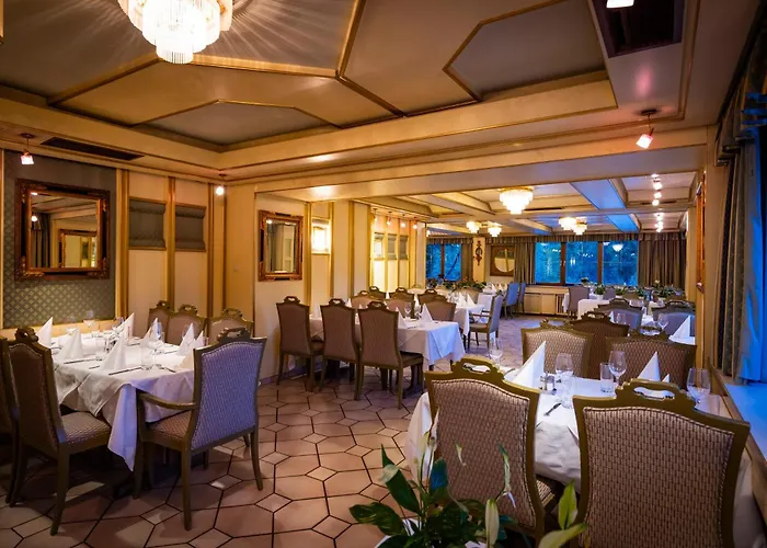Hotel Restaurant - Häuserl im Wald Graz