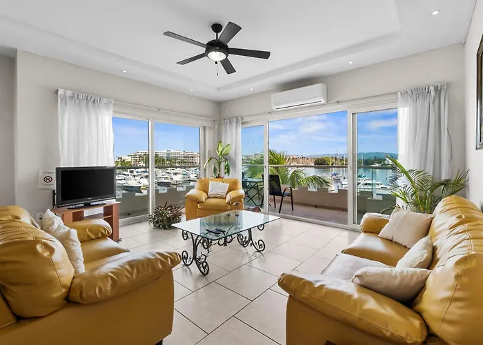 Marina Banderas Suites Boutique