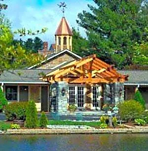 Village Inn - Blowing Rock