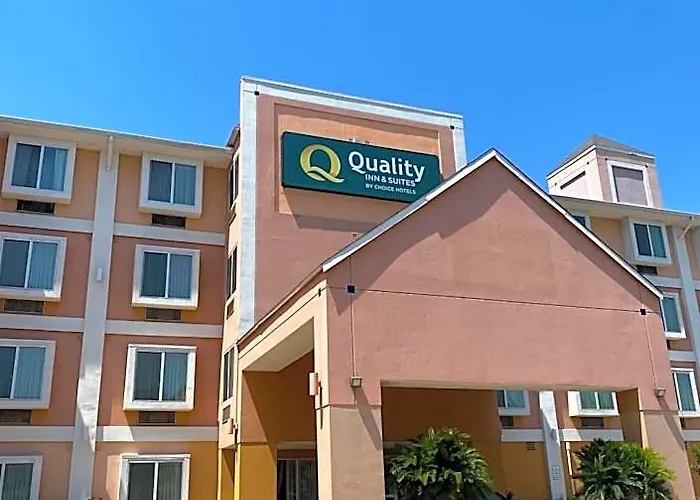 Quality Inn & Suites West Chase