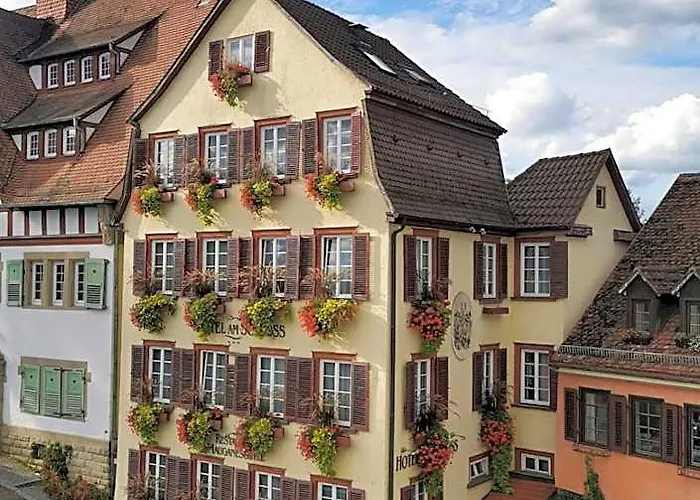 Am Schloss *** Superior