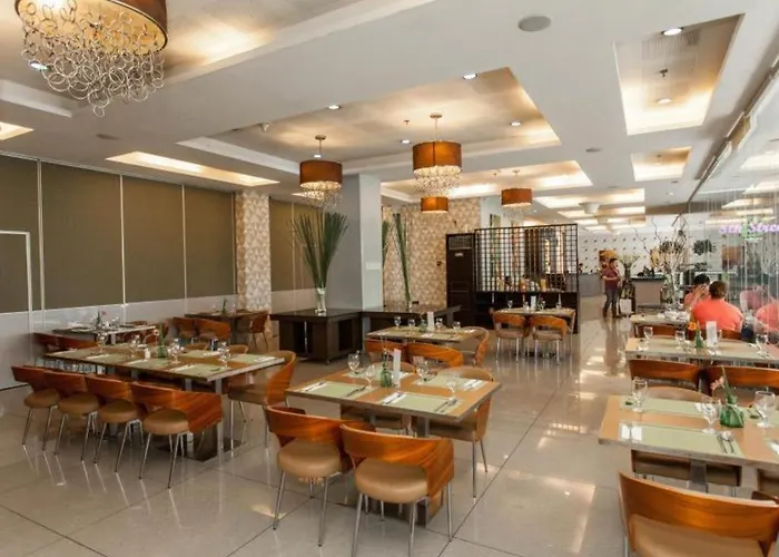 Diamond Suites And Residences
