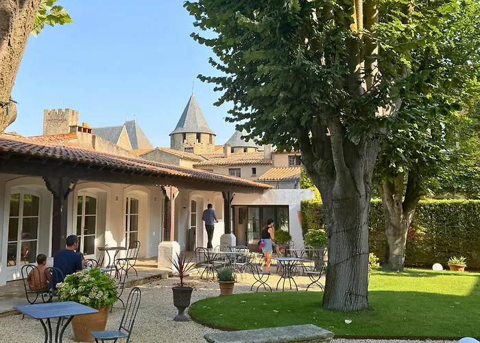Best Western Plus Le Donjon - Cœur de La Cité Médiévale