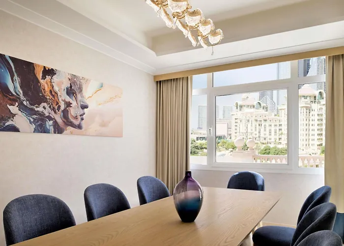 Swissotel Al Murooj Dubai