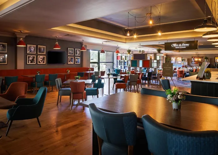 Doubletree By Hilton Edinburgh Airport