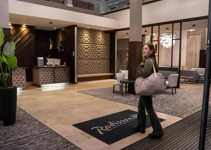 Radisson Blu ,