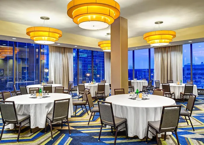 The Hollis Halifax - A Doubletree Suites By Hilton