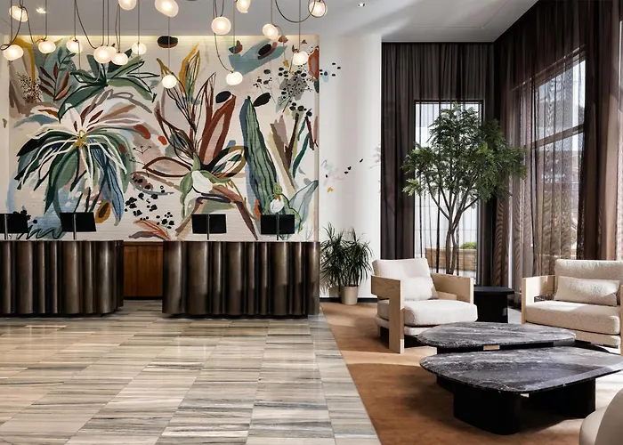Lofton Minneapolis, Tapestry Collection By Hilton