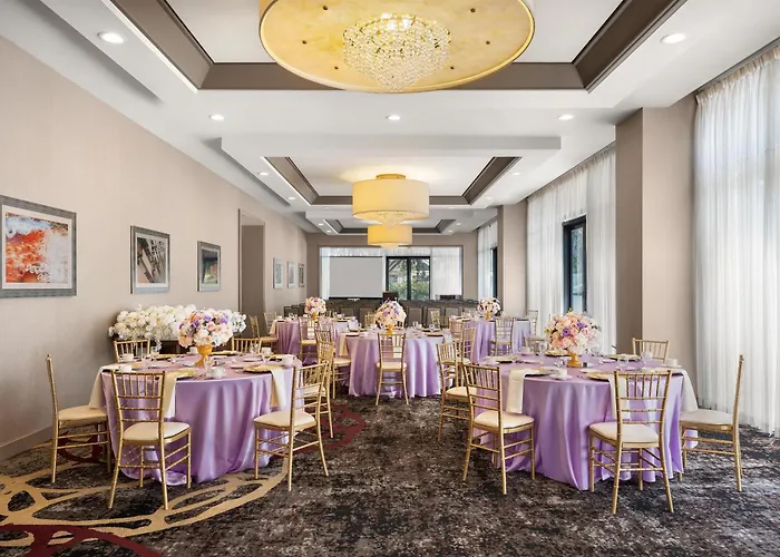 Doubletree By Hilton Los Angeles Norwalk