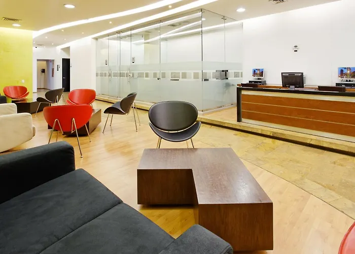 Holiday Inn Express & Suites By Ihg