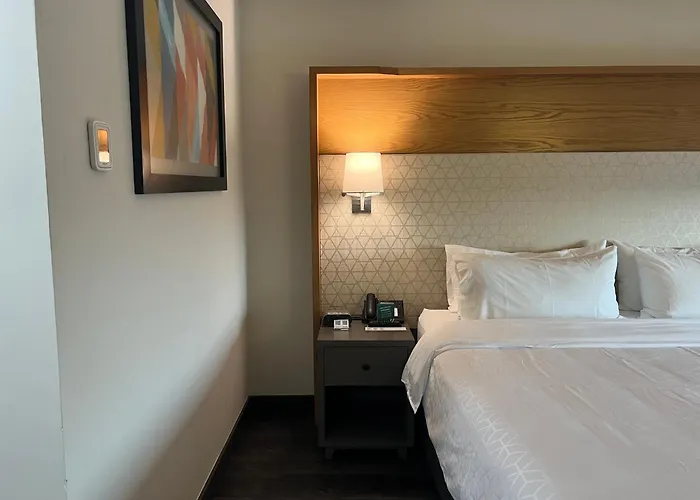Holiday Inn Uruapan By Ihg