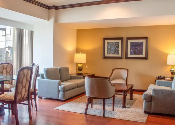 Hotel Clarion Suites Guatemala