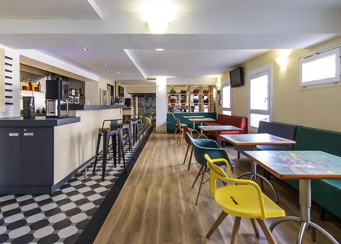 Ibis Rochefort