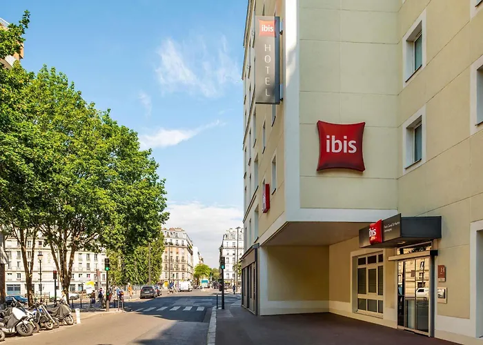 Ibis Paris Canal Saint Martin