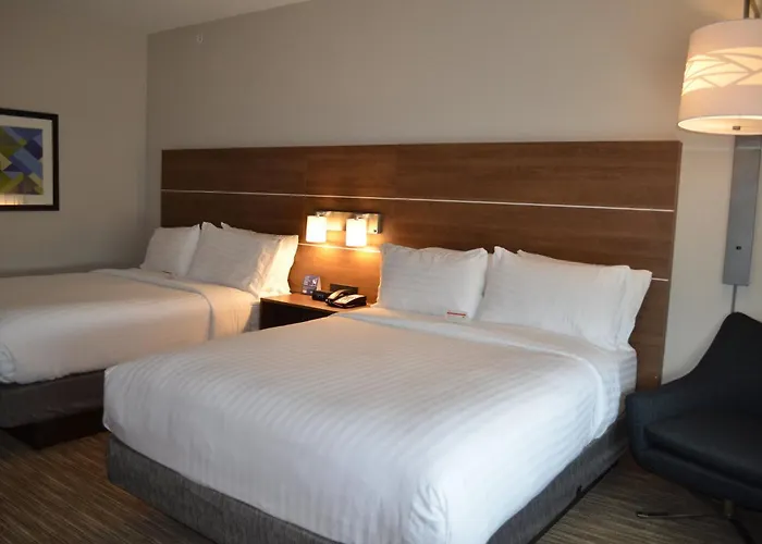 Holiday Inn Express & Suites - Charlotte Ne - University Area By Ihg