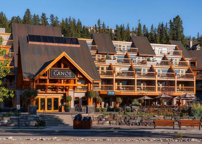 Hotel Canoe And Suites