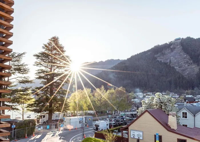 Novotel Queenstown Lakeside