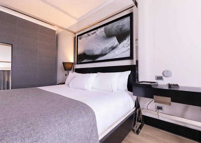 Wyndham Santiago Pettra